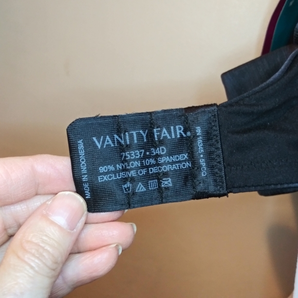 Vanity Fair Black Illumination Stretch Cup/Convertible Strap Bra Style #75337 - Picture 8 of 9